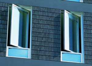 Pivot Window Vertical - Aluminum Solutions